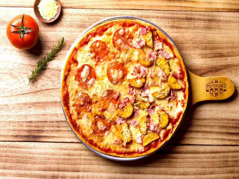 Parmesana Pizza (Valle Grande)