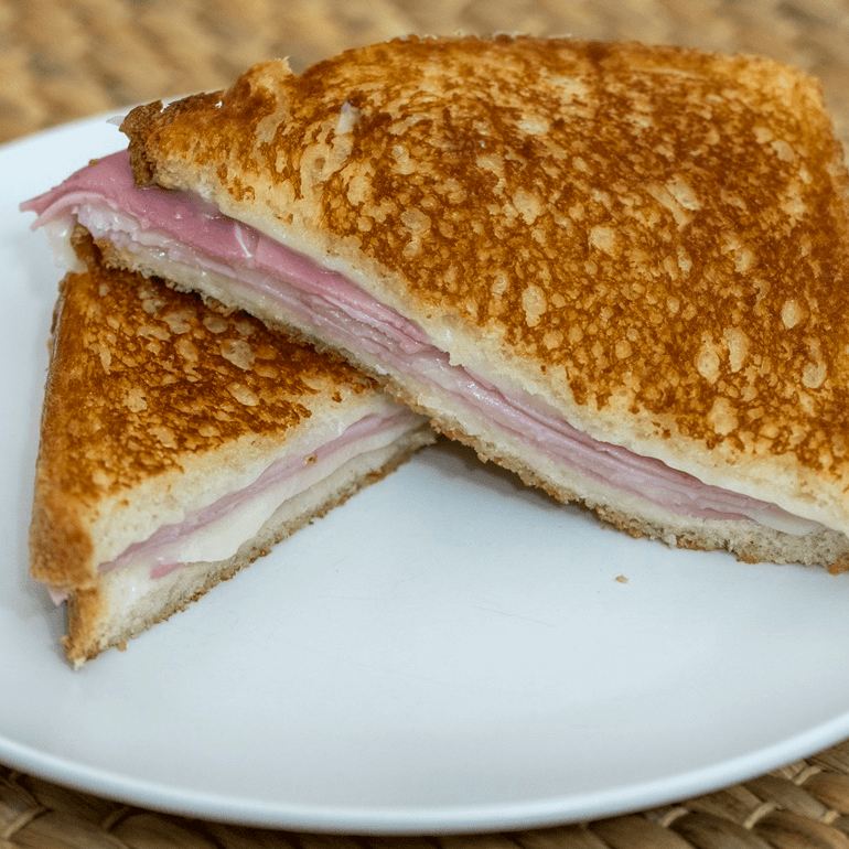 Sándwich Clásico