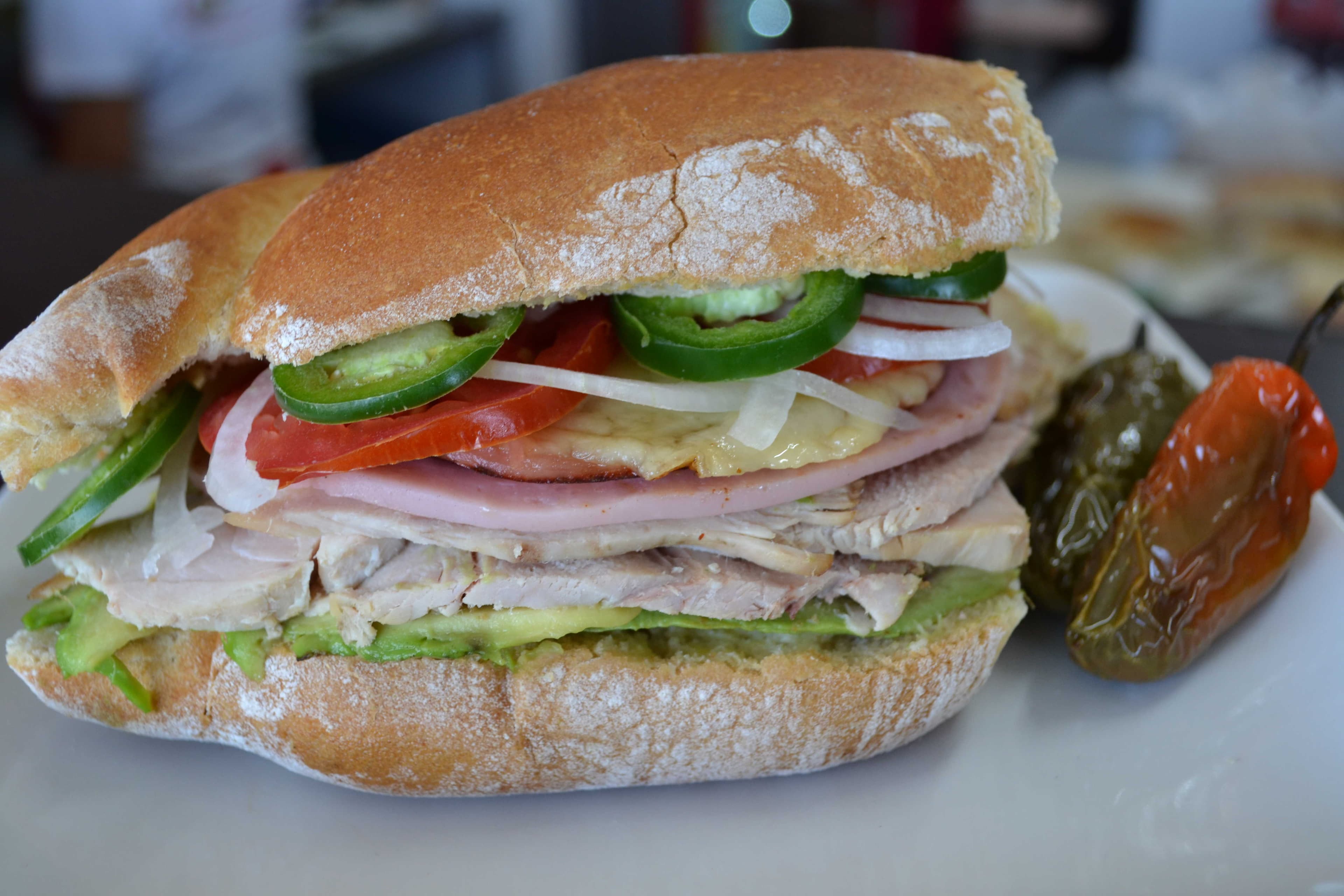 Lonche Cubana