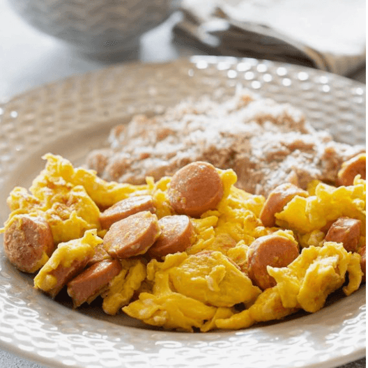 Huevos con Salchicha