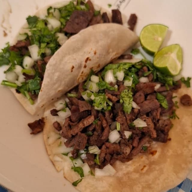 TACO DE HARINA CON QUESO