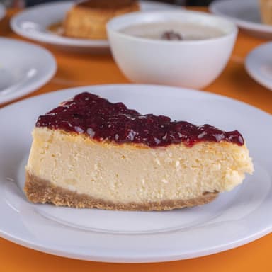 Cheesecake con Frutos Rojos