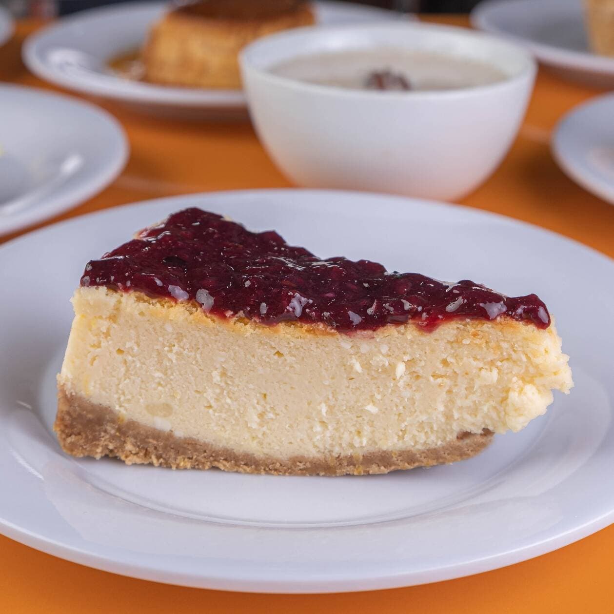 Cheesecake con Frutos Rojos