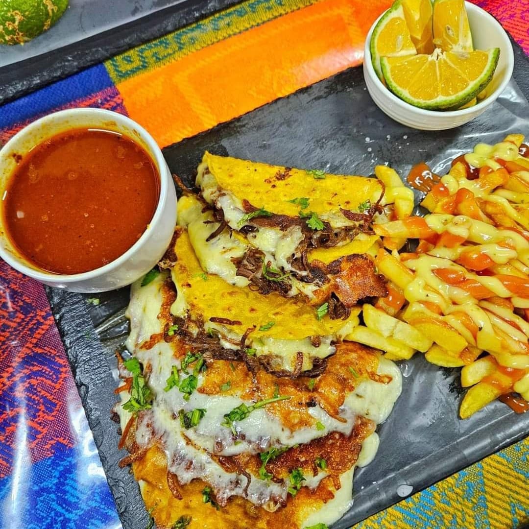 Tacos de Birria con Papas
