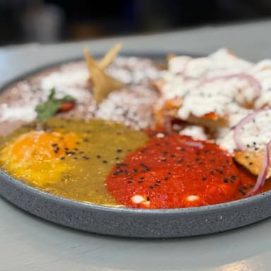 Huevos Divorciados