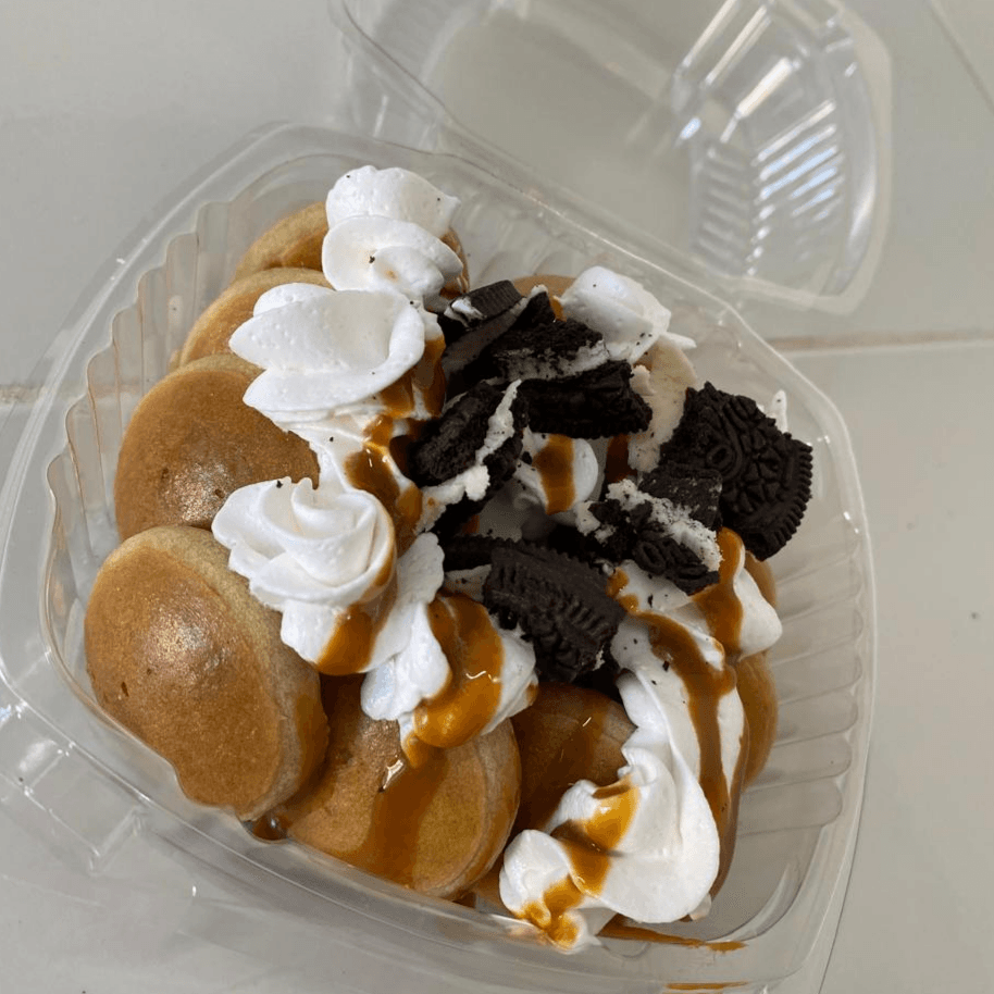 12 Mini Hot Cakes