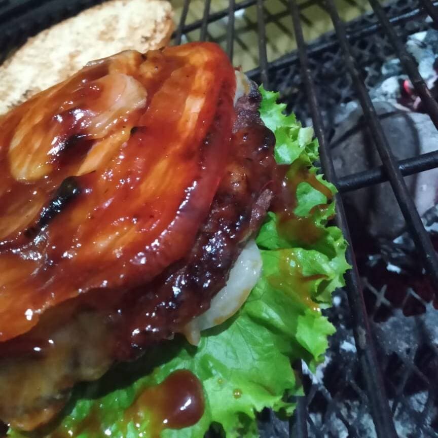" B " Burger