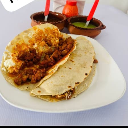 Quesadilla Asado Rojo