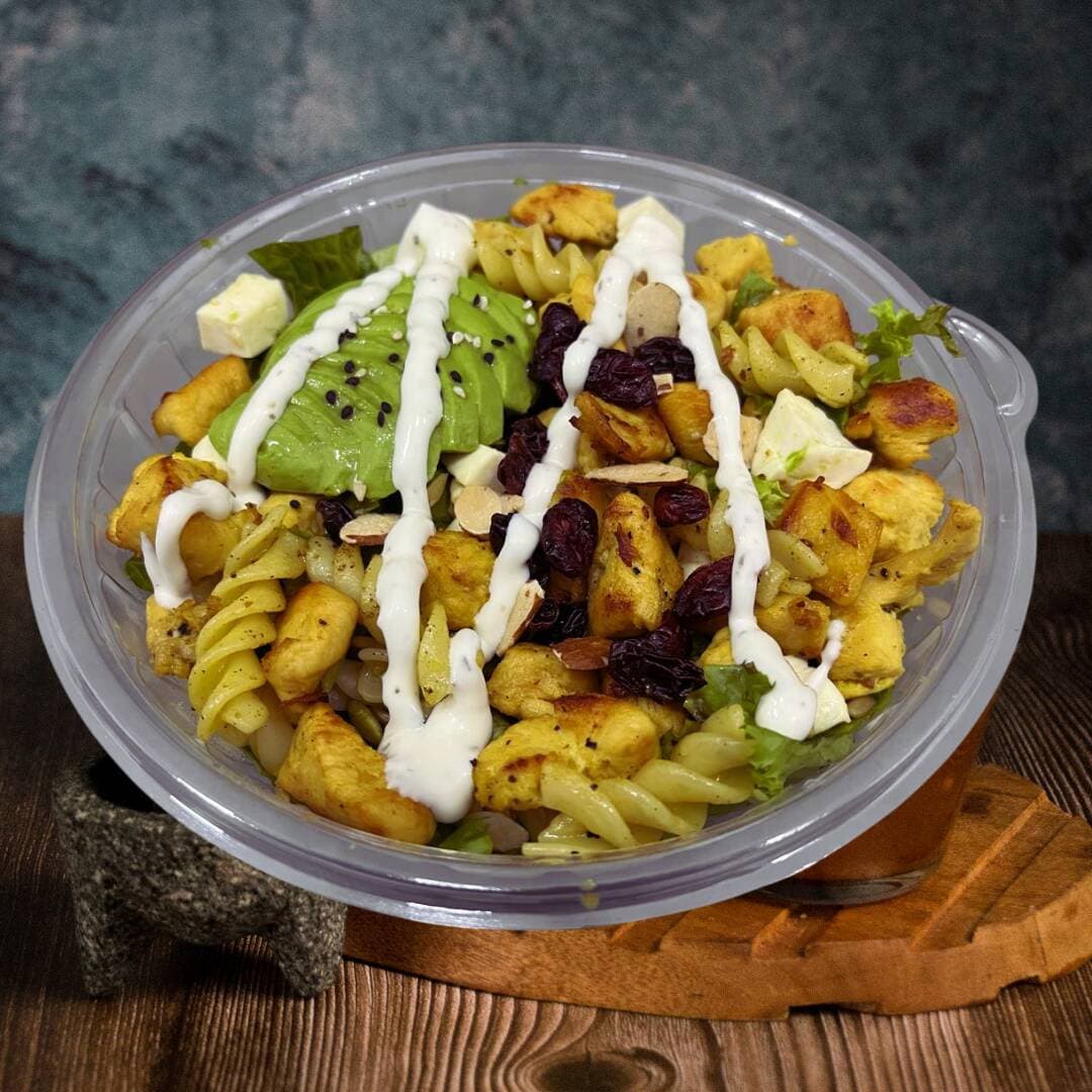 Ensalada de Pollo con Aguacate