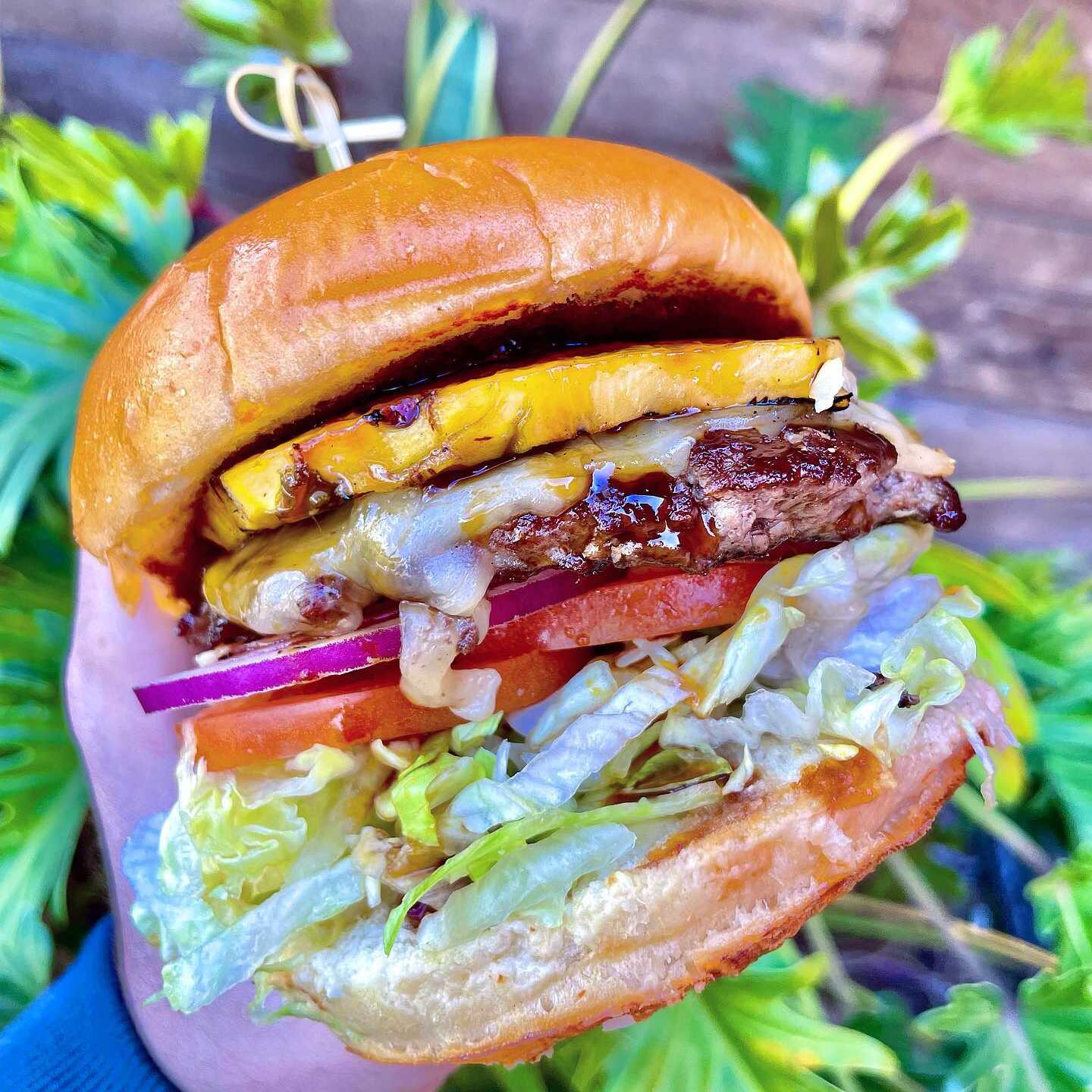 Hawaiian 🍔🐮🍍