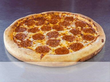 Combo Pizza Pepperoni + 1 Refresco 1.5 lts