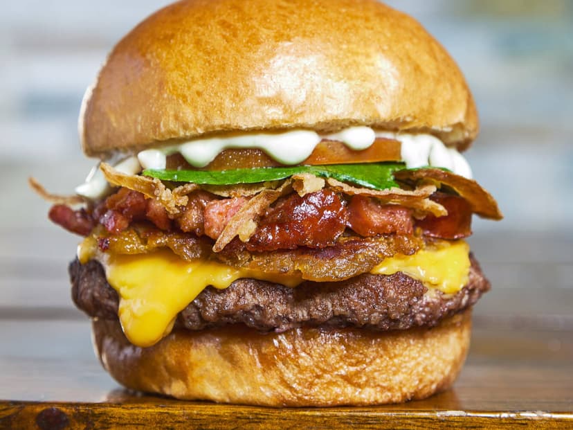 Cheers Burger Roosevelt