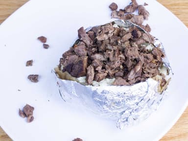 Papa Asada con Carne