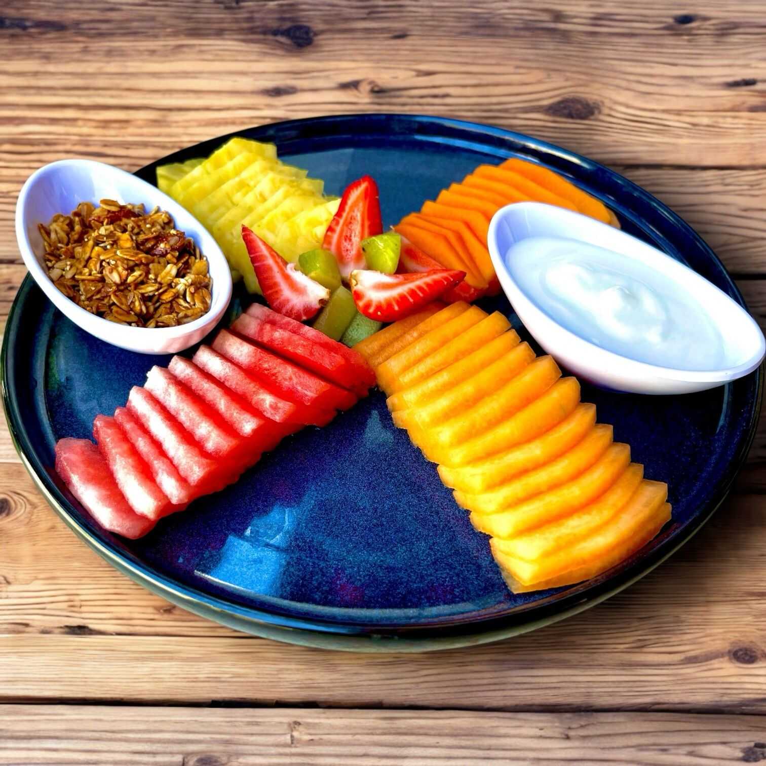 Plato de Fruta de Temporada