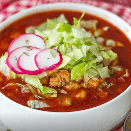 1 LITRO DE POZOLE DE PUERCO + TOTOPOS + BEBIDA