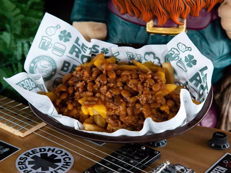 Chilli & cheese fries