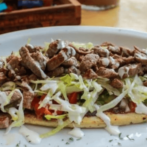 Huarache de Bistec