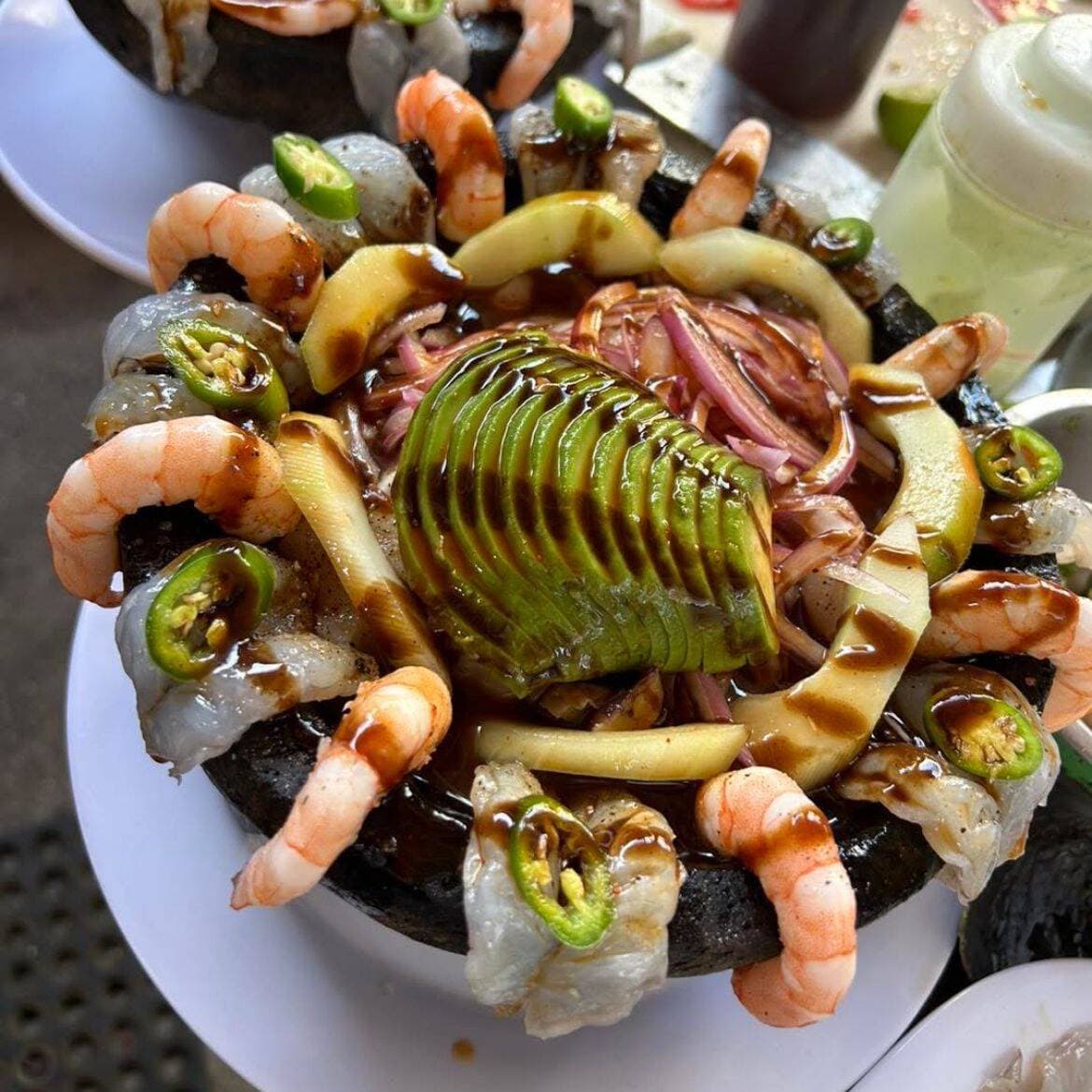 Molcajete de mariscos