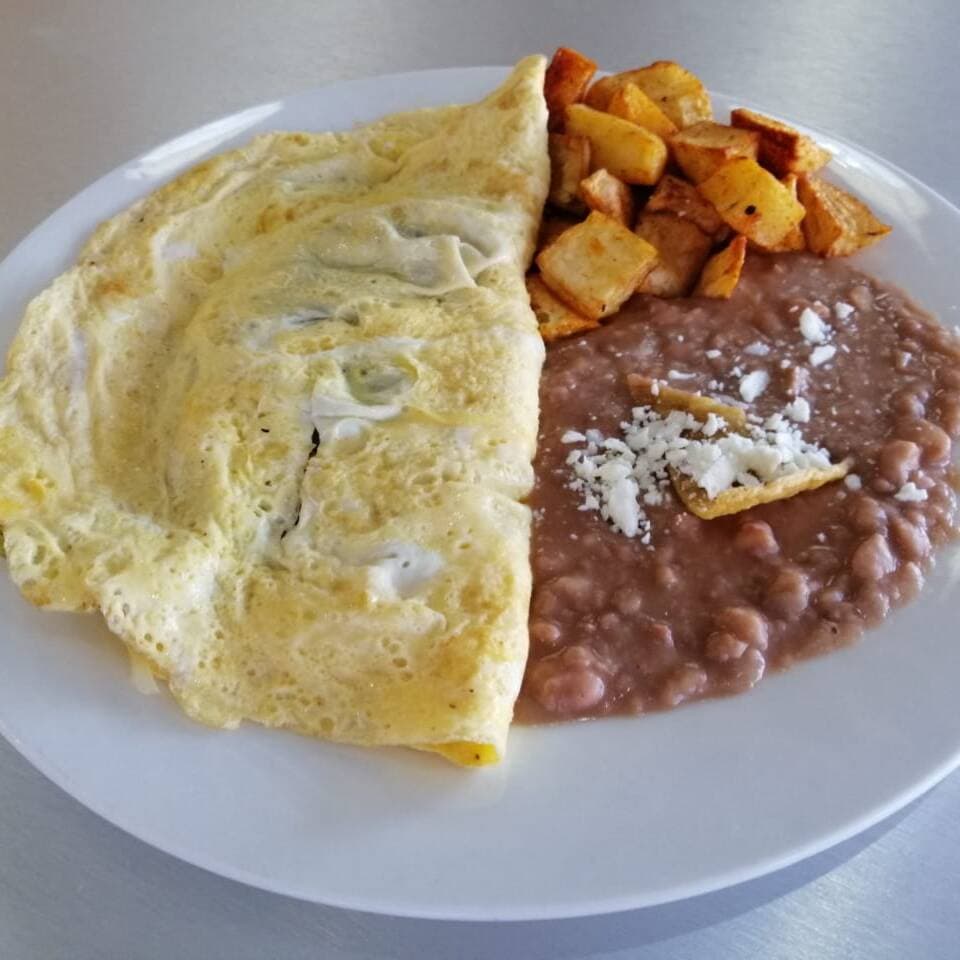 Omelette de Jamón y Salchicha