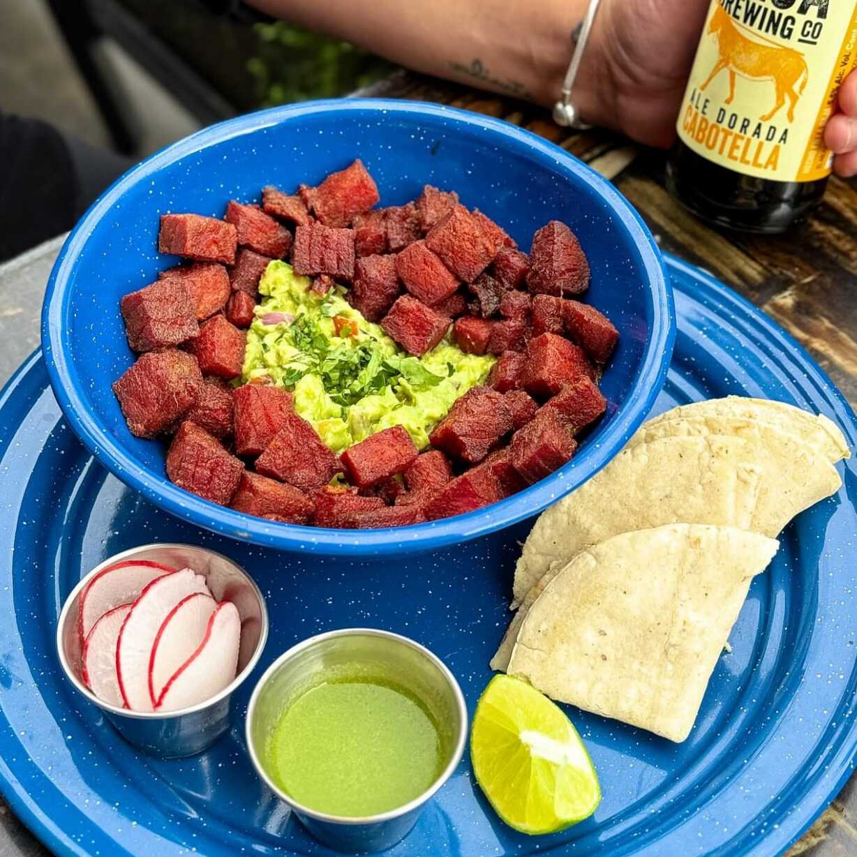 Carnitas de Atún con Guacamole