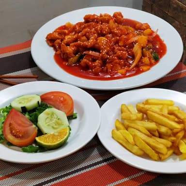 Pollo en Trocitos en Salsa Agridulce