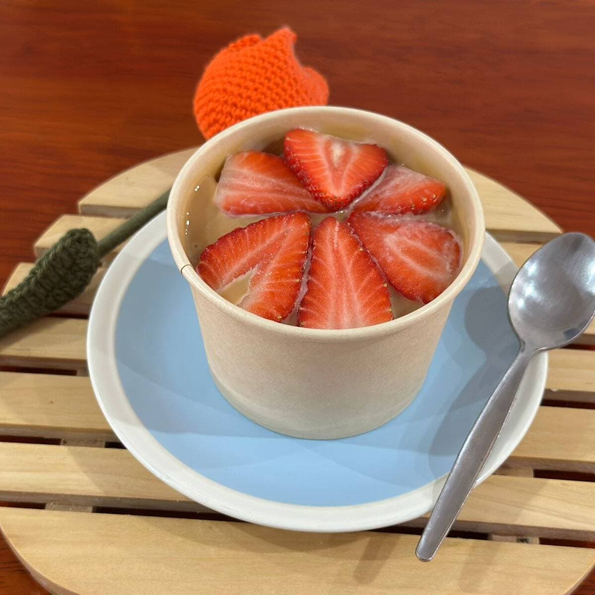 Cuchareable de Alfajor con Fresas  - 12 Oz