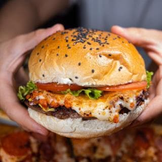 HAMBURGUESA CHORIQUESO