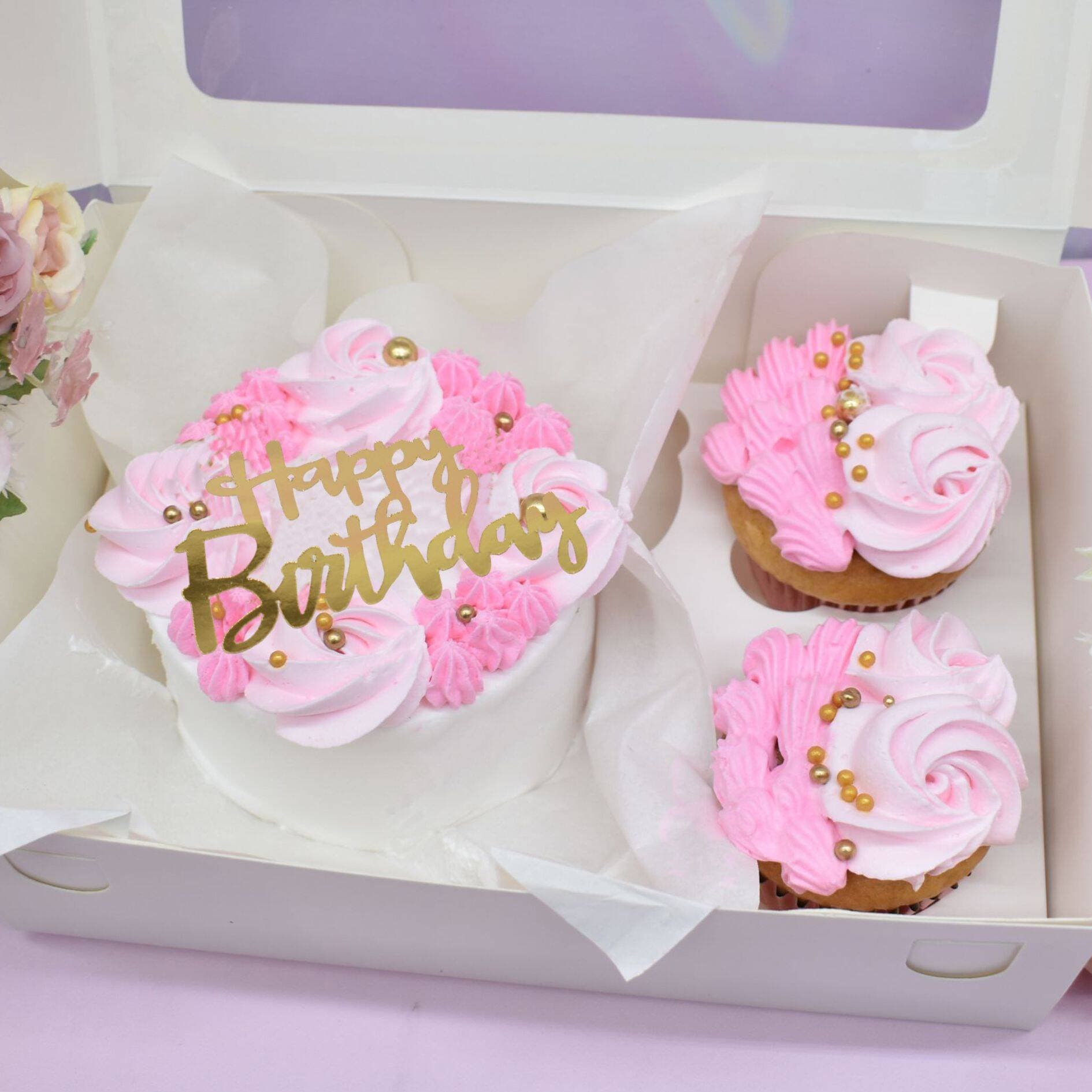 Pack Cake + 2 Cupcakes