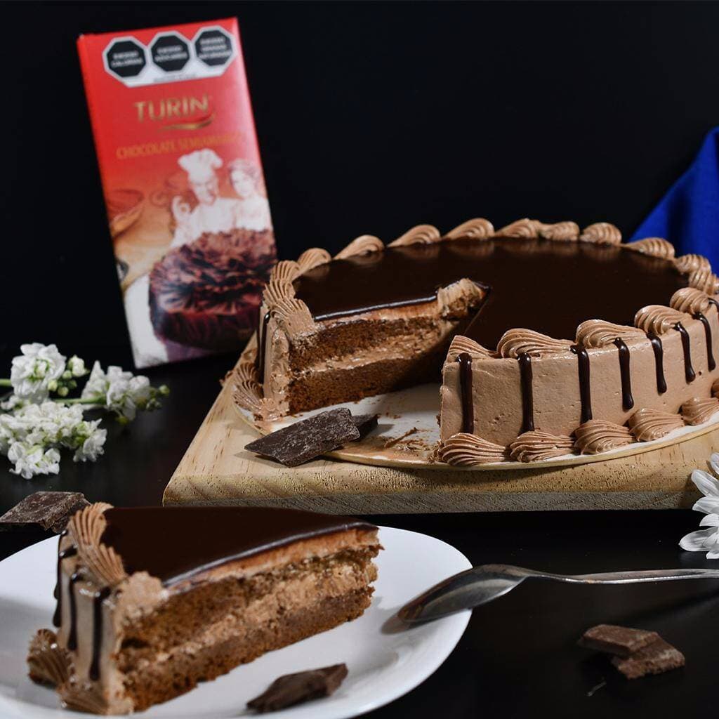 Pastel Doble Chocolate Mediano 6-8 personas.
