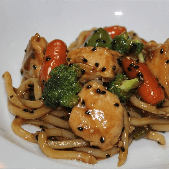 Udon de Pollo