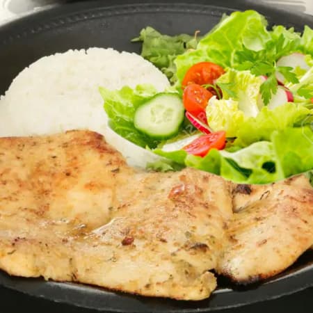 Filete de Pechuga de Pollo+arroz Blanco+ensalada