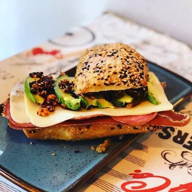 Chapata Jamón Serrano