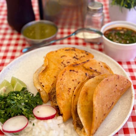 Orden de 3 Tacos de Birria