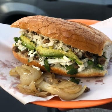 PROMO 2 TORTAS DE BISTEC