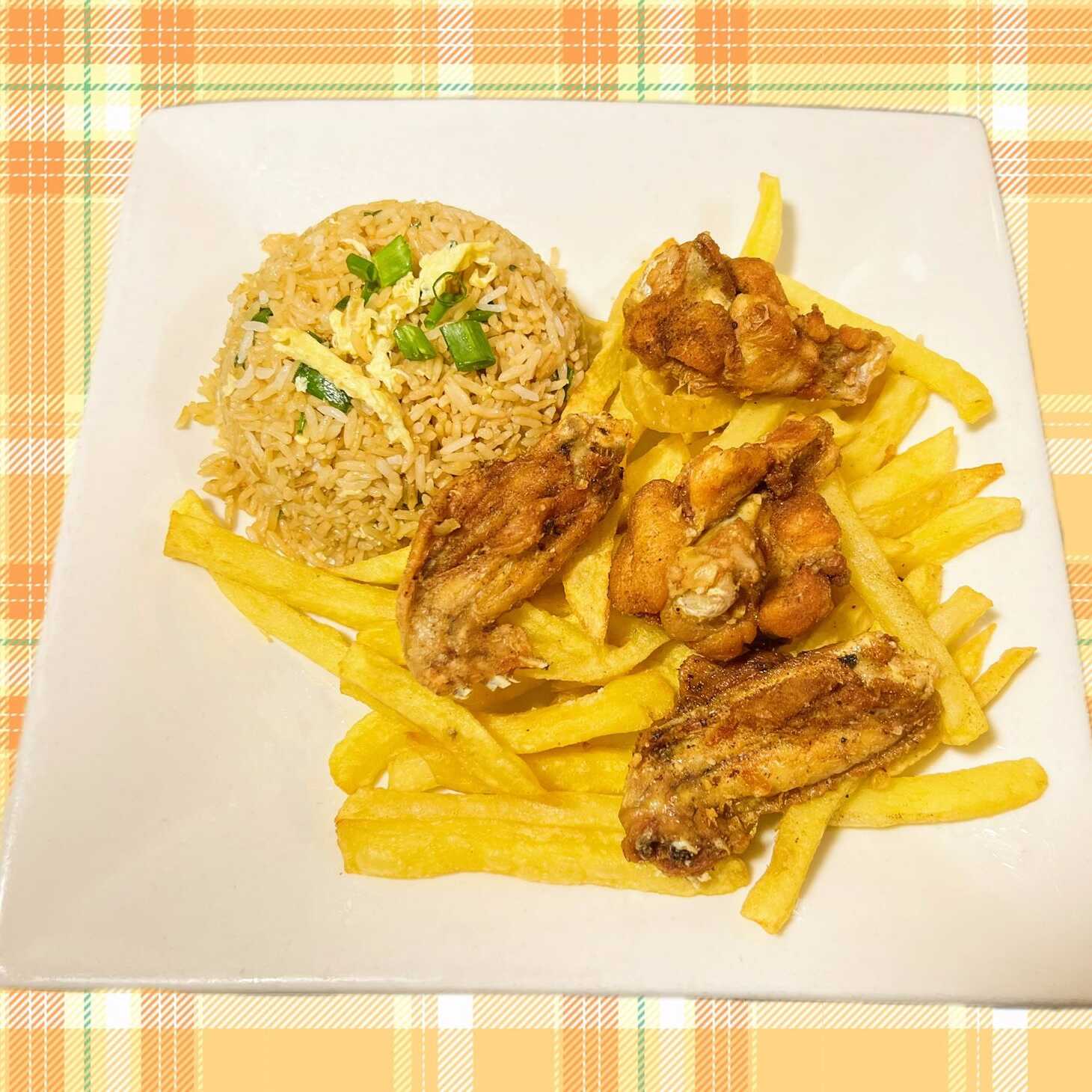 Combo : alitas con papas + gaseosa 600ml
