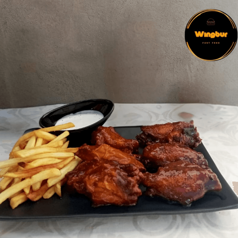Combo 15 Alitas con Papas a la Francesa