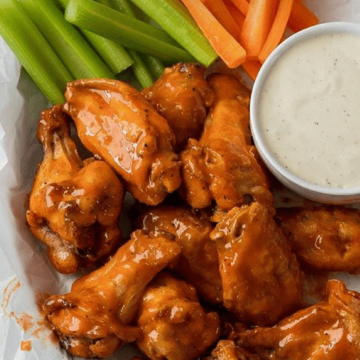 Paquete DELICIOSAS ALITAS CON TU SALSA FAV. 500G