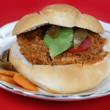 Torta de Carne Deshebrada
