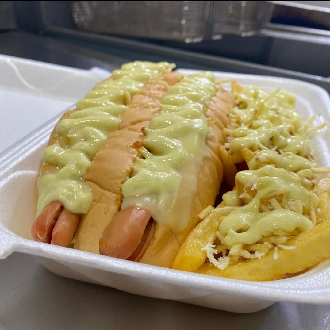 Perro Gemelo Gratinado + Papas