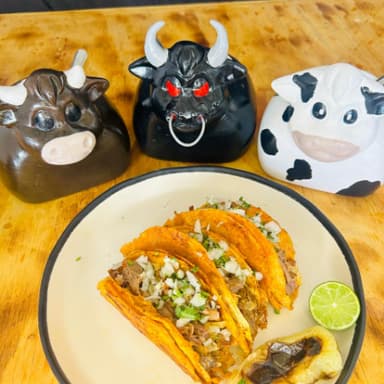 Taco Dorado con Queso
