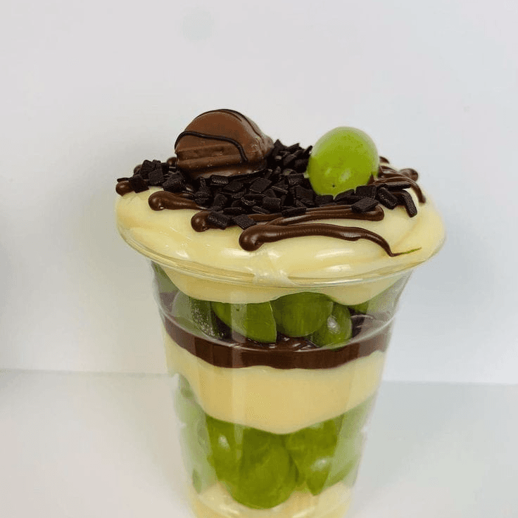 UVAS CON CREMA