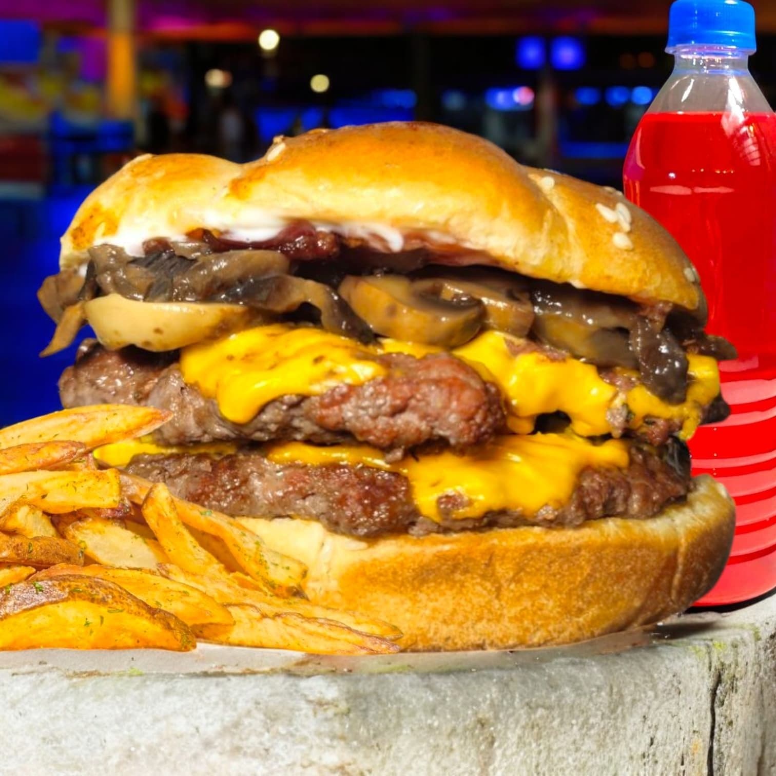 Combo Cheeseburger Doble Con Champiñón 🍔+🍟+🥤