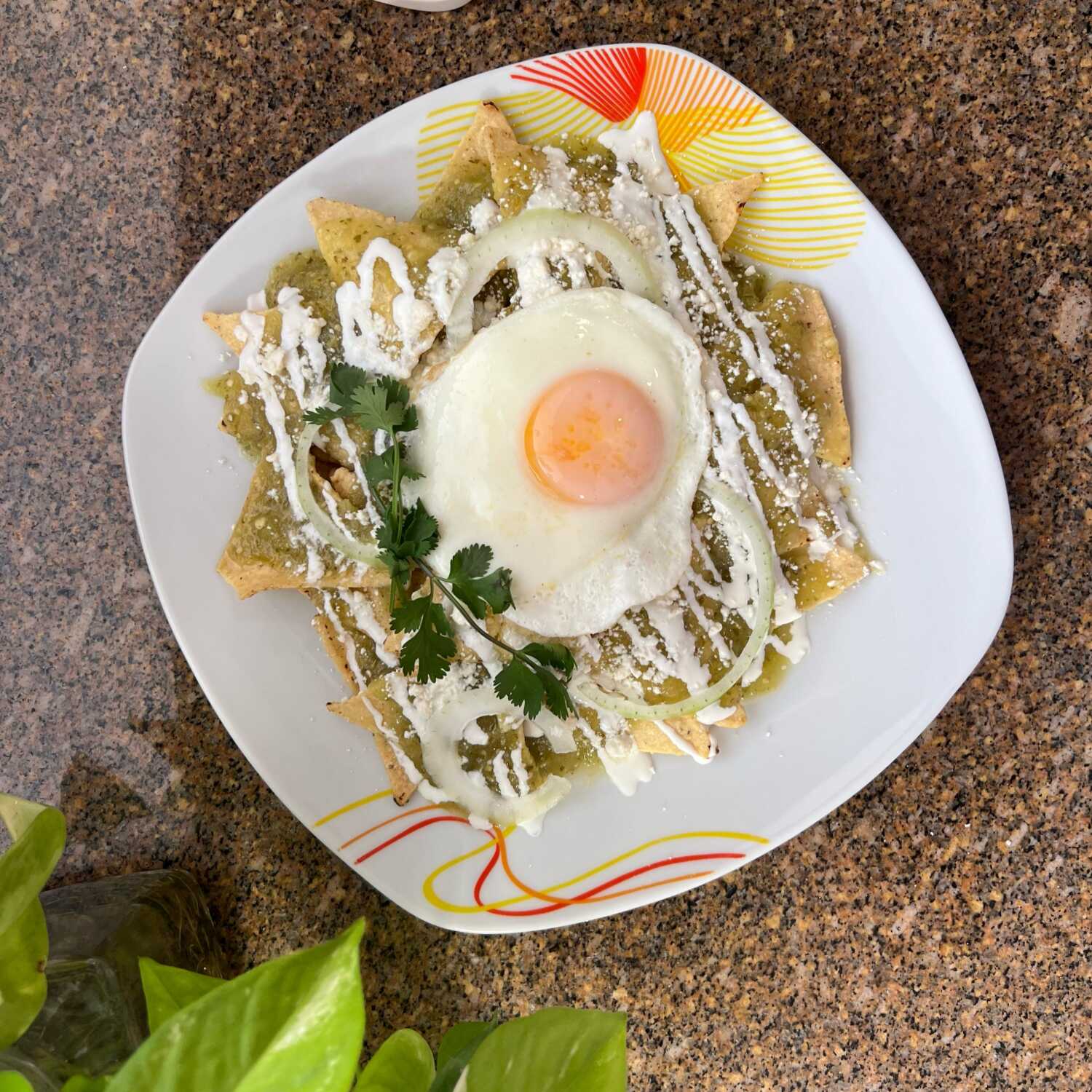 Chilaquiles Verdes con Huevo