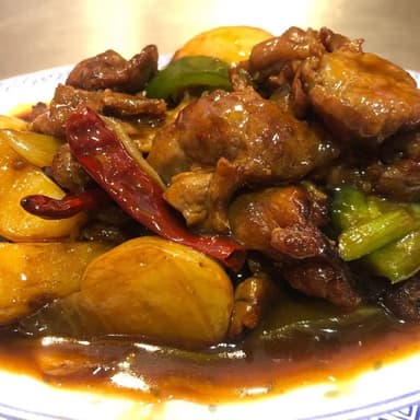 Res con Papas Cambray Enchilado(1/2litro)