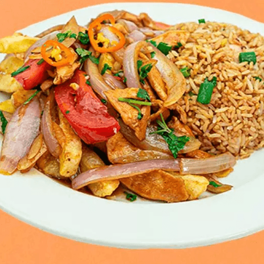 Pollo Saltado más Chaufa