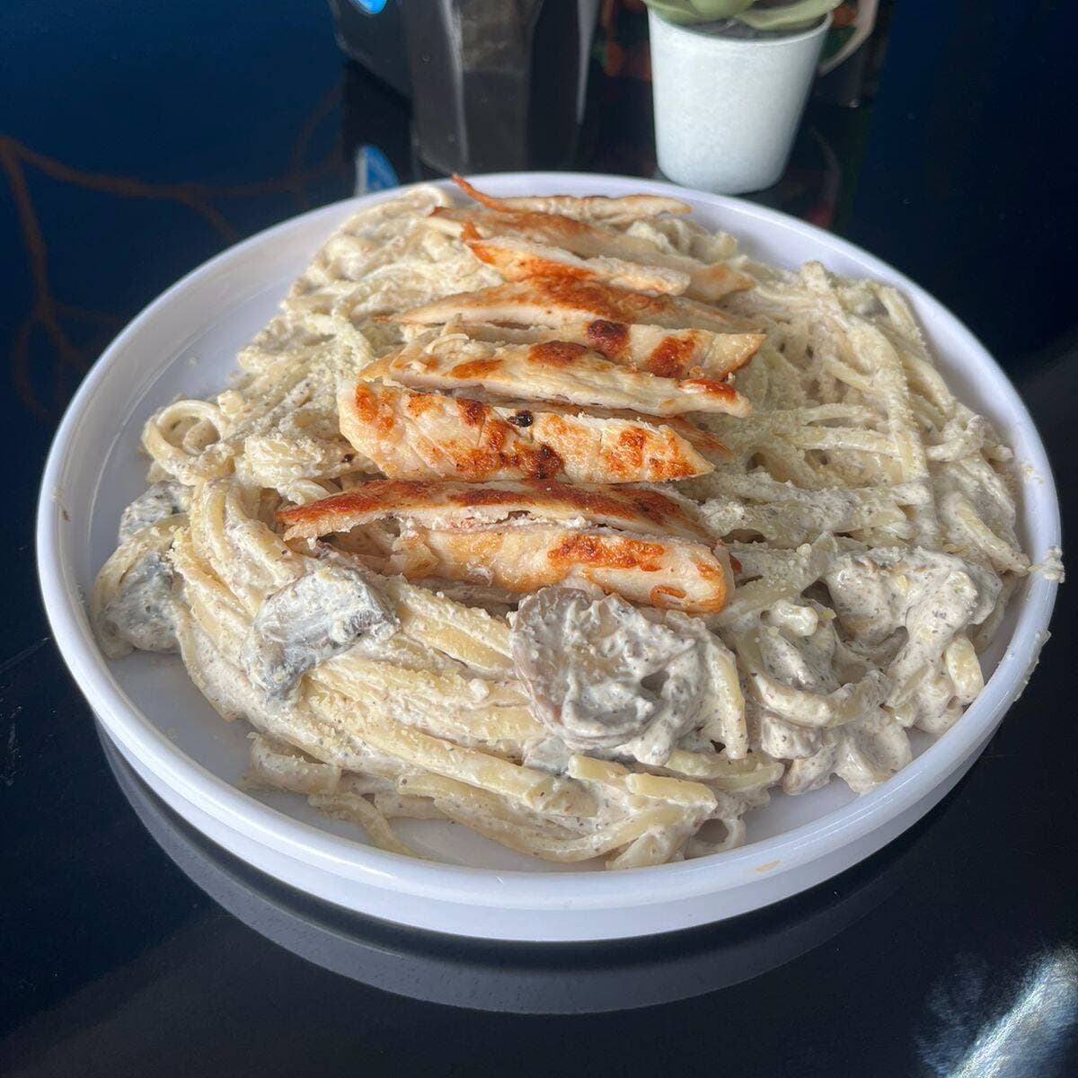 pasta en crema de champiñones