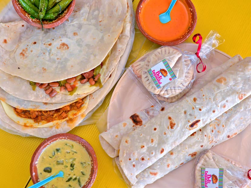 Deli Burros.