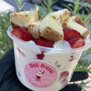 Fresas con Crema con Pay Grande