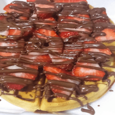 WAFFLE FRESA CON CAJETA