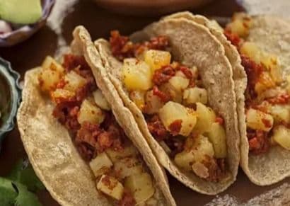 Taquito de Longaniza con Papas